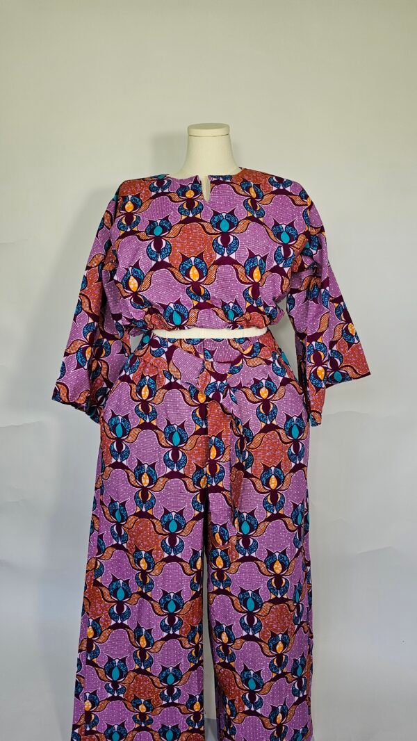 Asman Low grouchy style pants and blouse